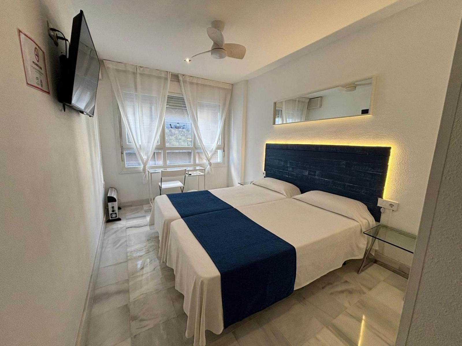 Apartamentos Turisticos Imar Cadiz Ngoại thất bức ảnh