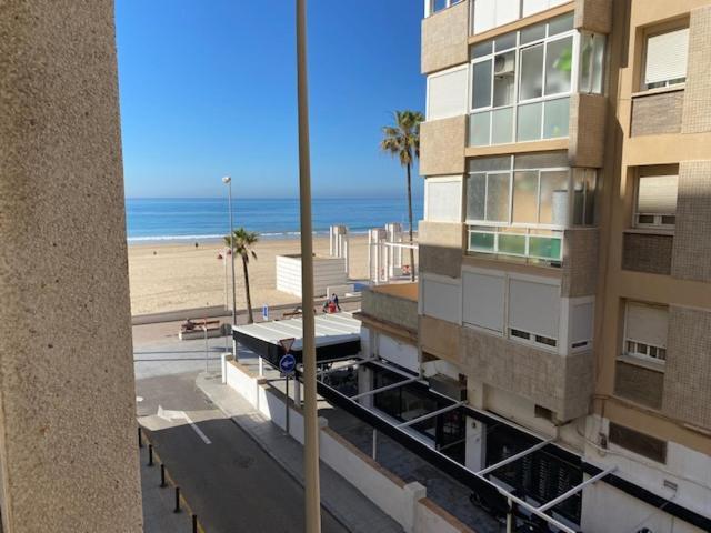 Apartamentos Turisticos Imar Cadiz Ngoại thất bức ảnh