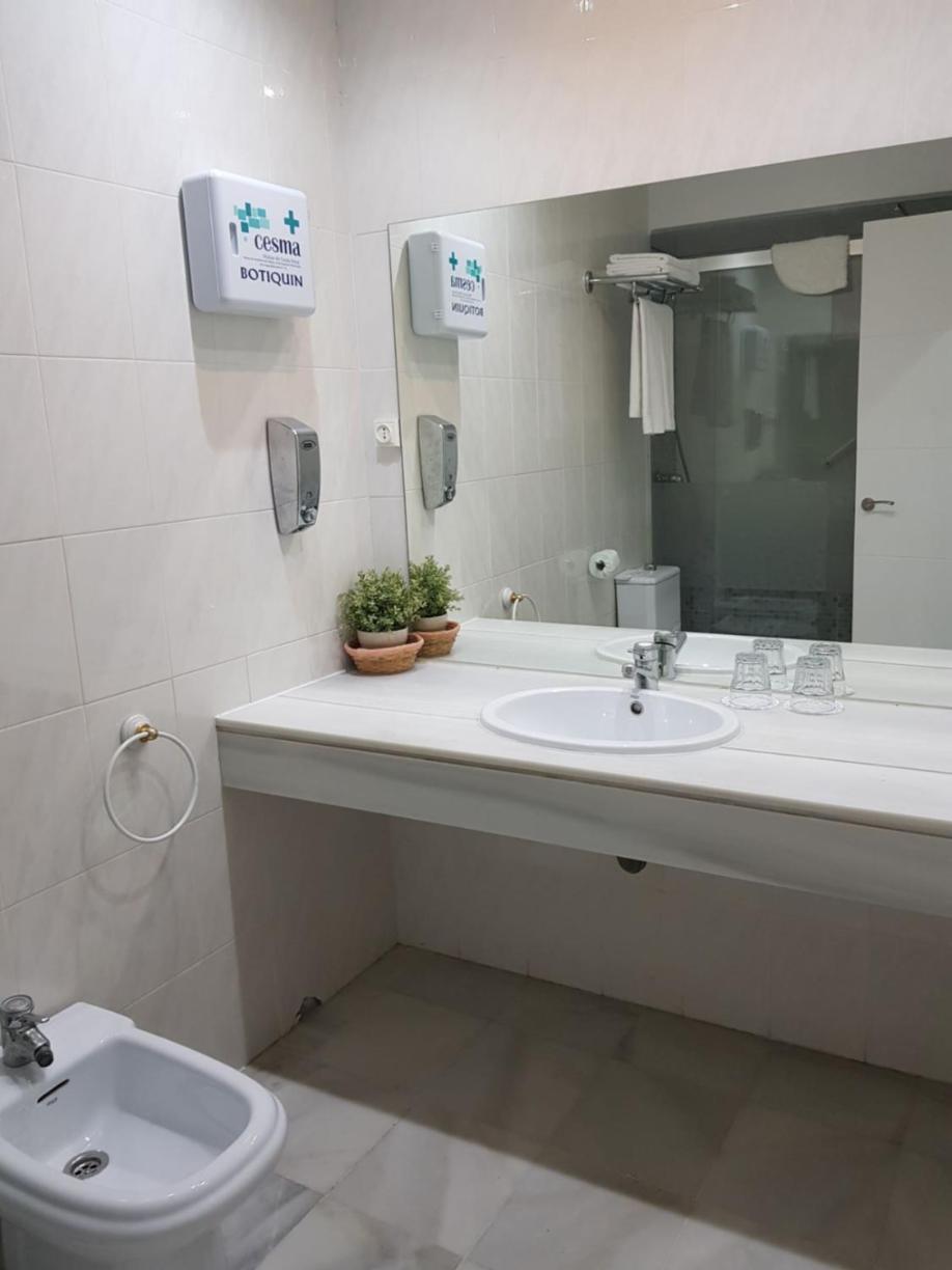 Apartamentos Turisticos Imar Cadiz Ngoại thất bức ảnh